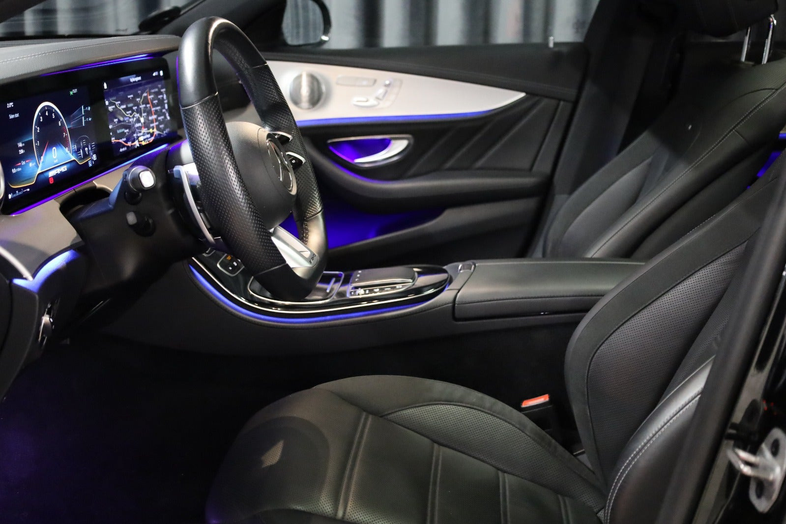 Grå Mercedes E53 fra 2020