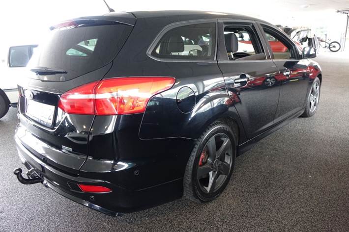 Sort Ford Focus fra 2017