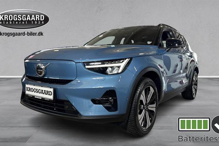 Blå Volvo XC40 fra 2023
