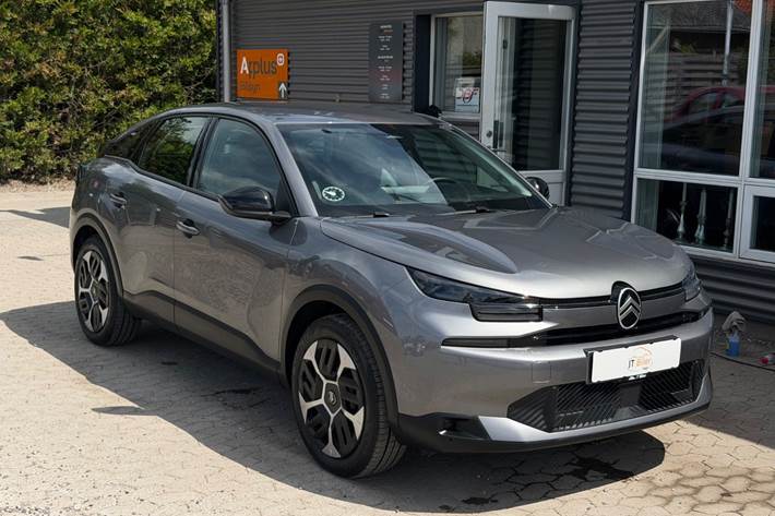 Grå Citroën ë-C4 fra 2025 set udefra
