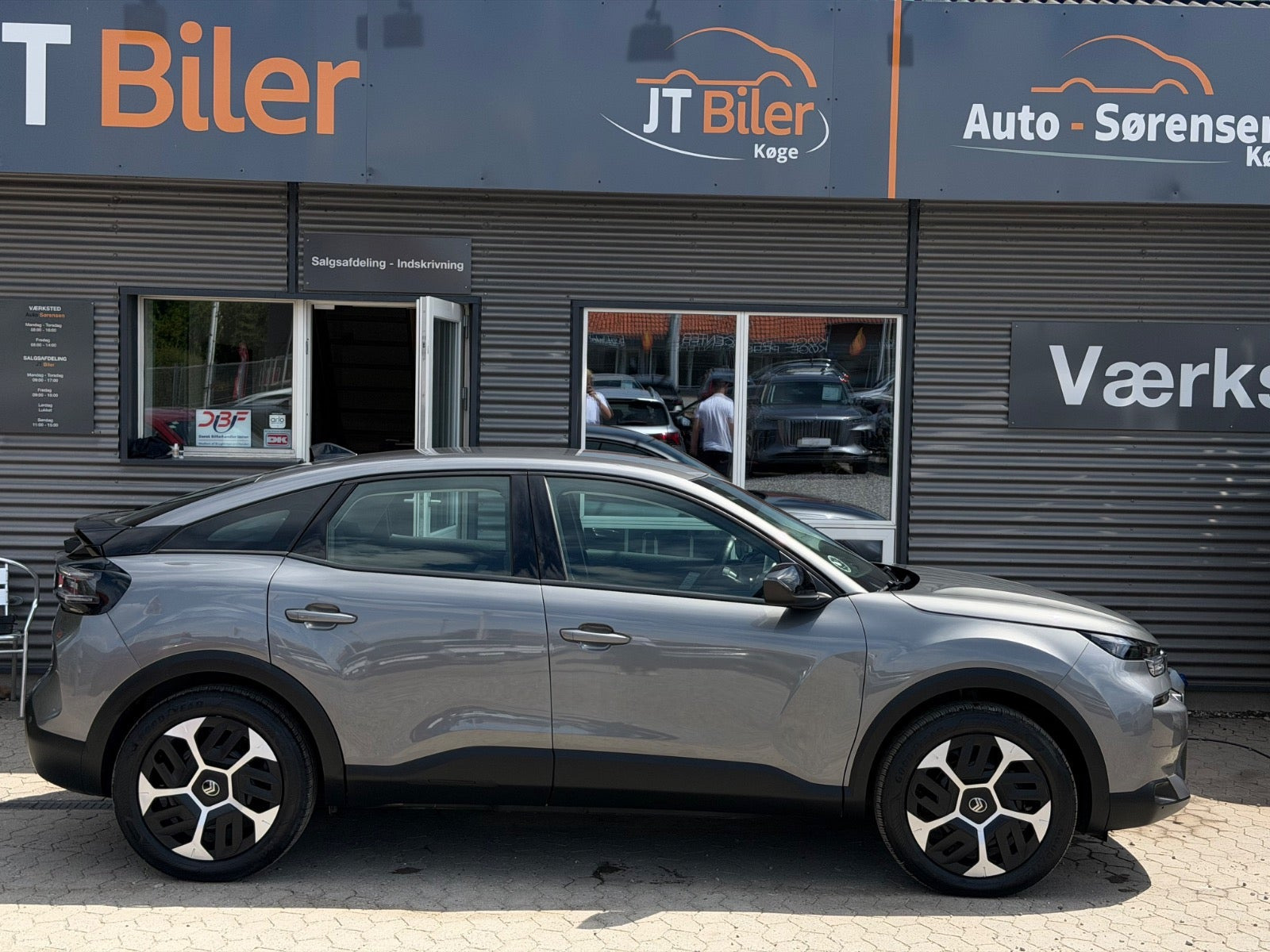 Grå Citroën ë-C4 fra 2025