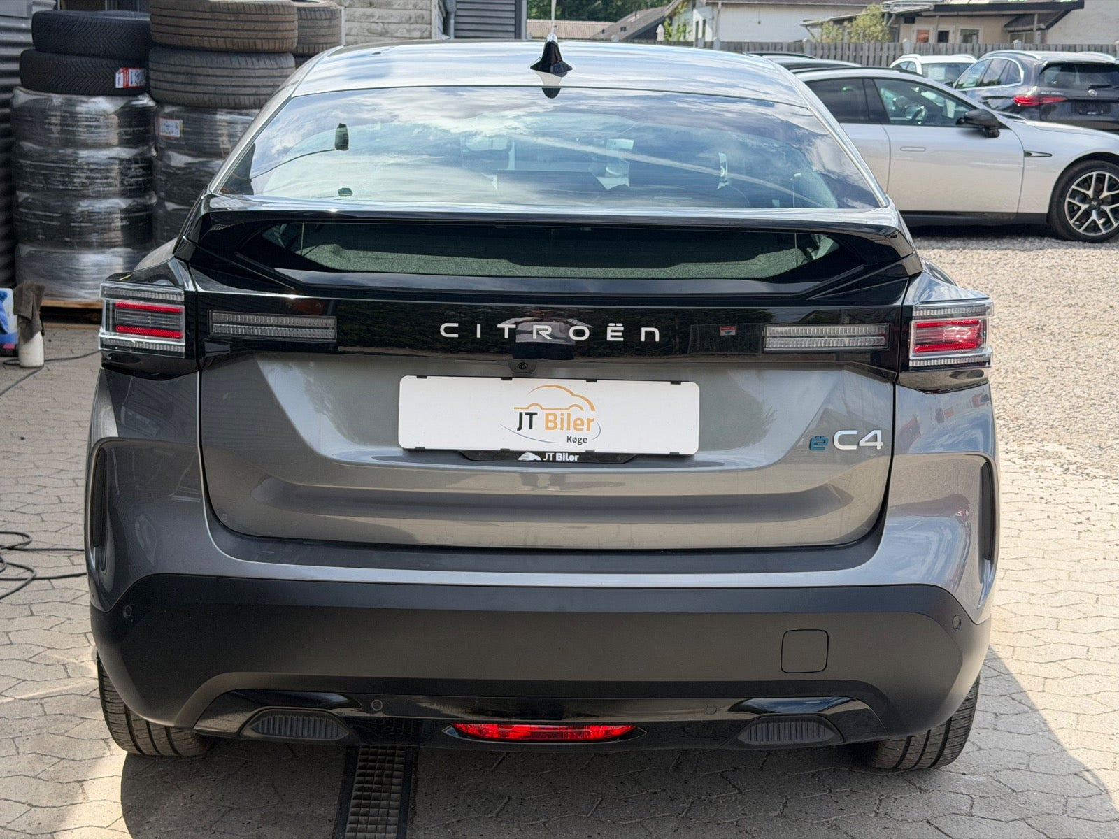 Grå Citroën ë-C4 fra 2025