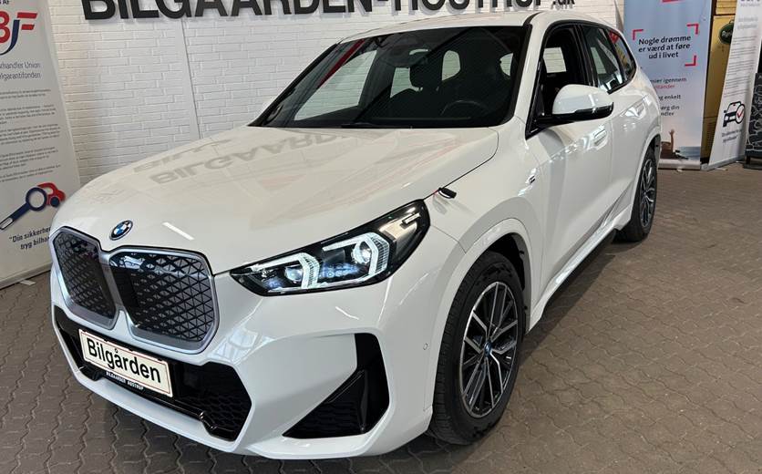 BMW iX1 xDrive30 M-Sport
