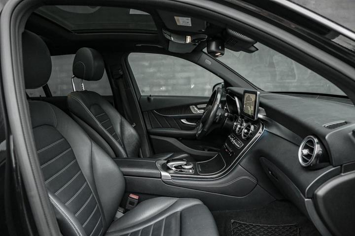 Sort Mercedes GLC250 d fra 2018