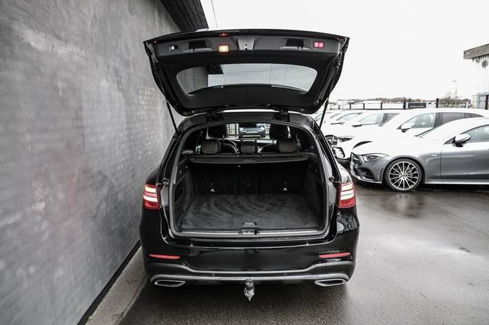 Sort Mercedes GLC250 d fra 2018