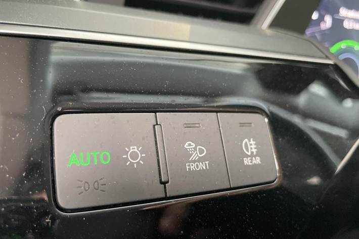 Sort Audi e-tron fra 2022