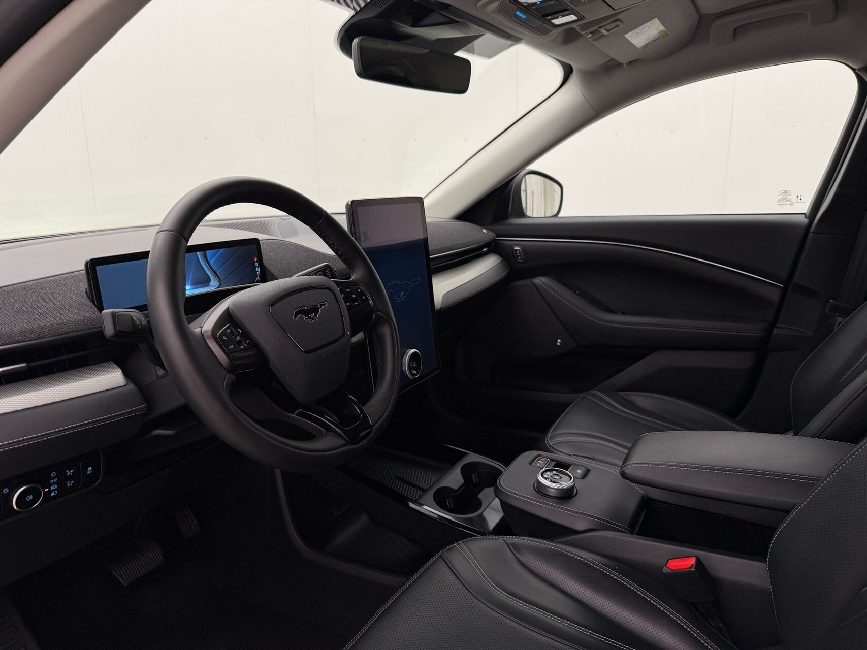 Ford Mustang Mach-E Long Range, 294hp, 2023