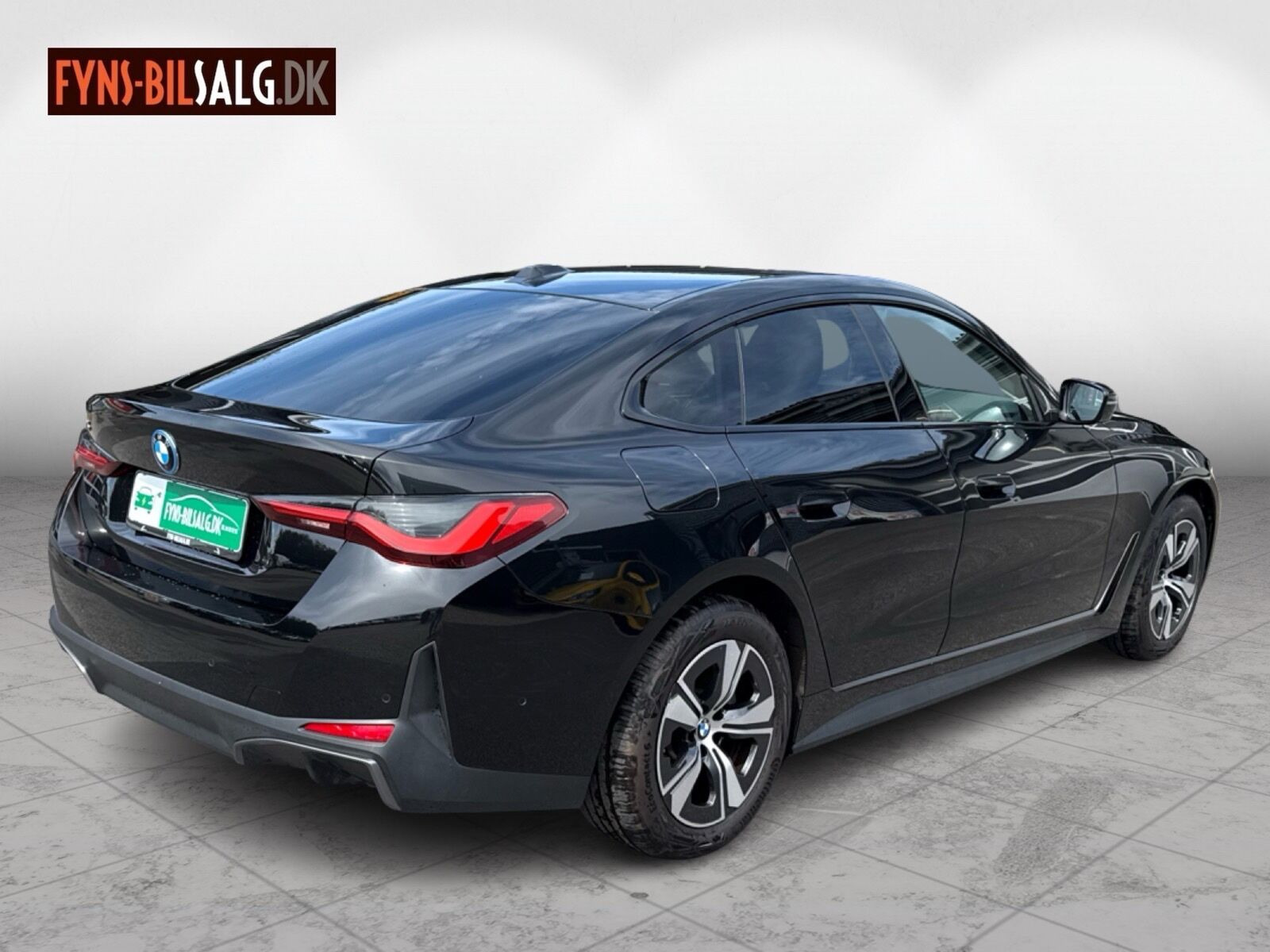 Sort BMW i4 fra 2024
