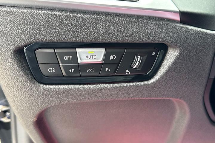 Sort BMW i4 fra 2024
