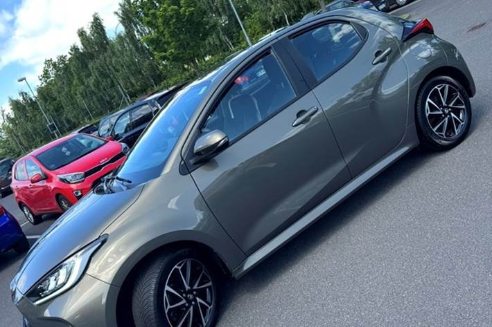 undefined Toyota Yaris fra 2021