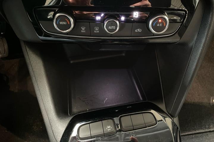 Hvid Opel Corsa-e fra 2022