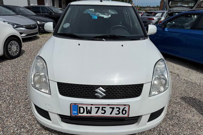 Hvid Suzuki Swift fra 2009
