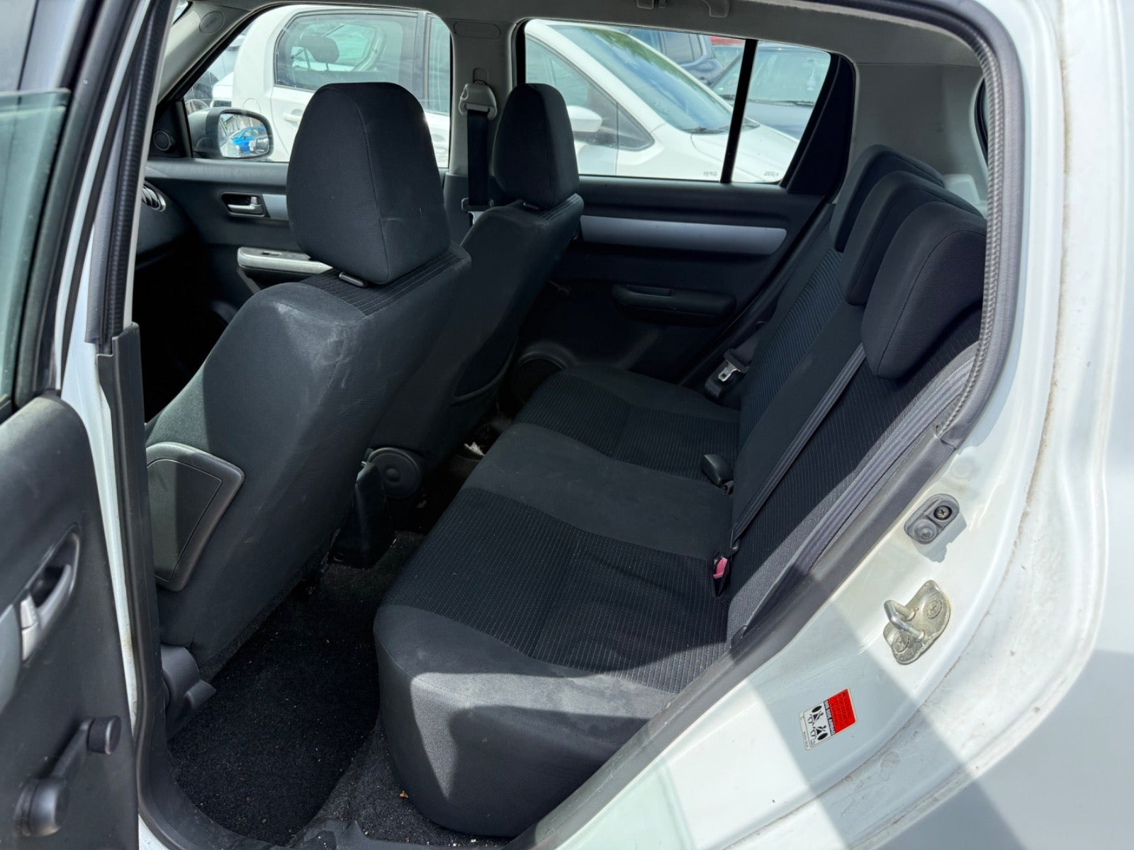 Hvid Suzuki Swift fra 2009