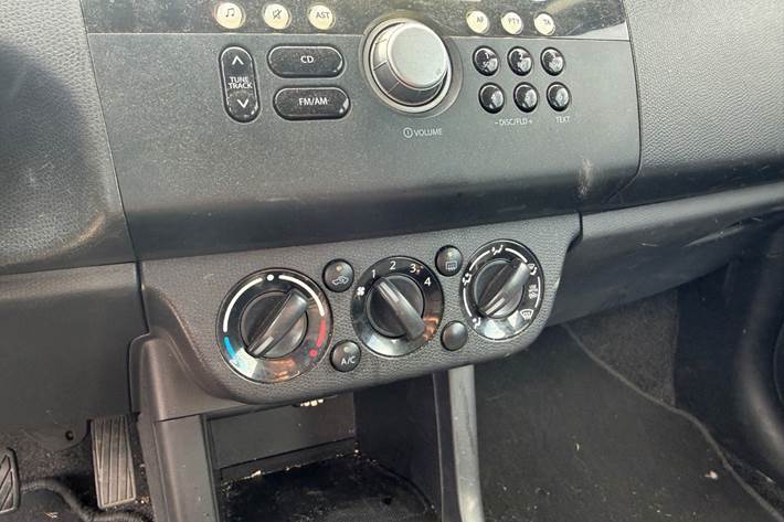 Hvid Suzuki Swift fra 2009