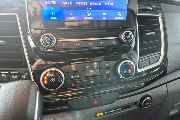 Grå Ford Transit Custom 290 L1 fra 2019