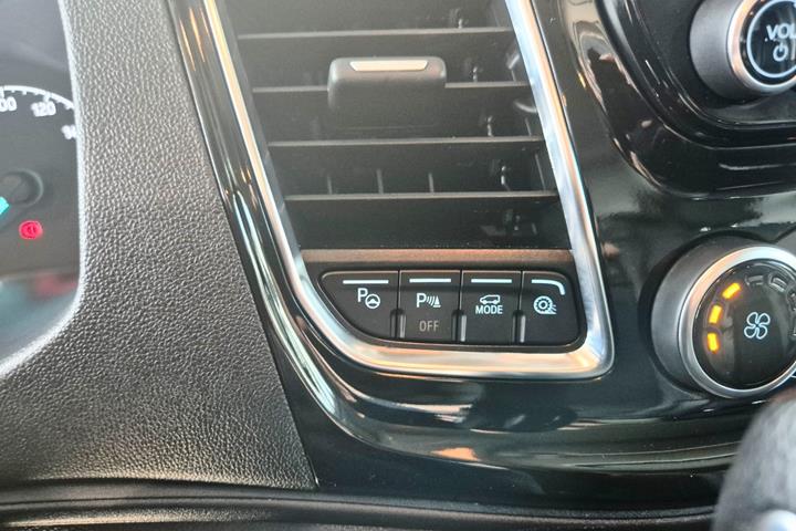 Grå Ford Transit Custom 290 L1 fra 2019