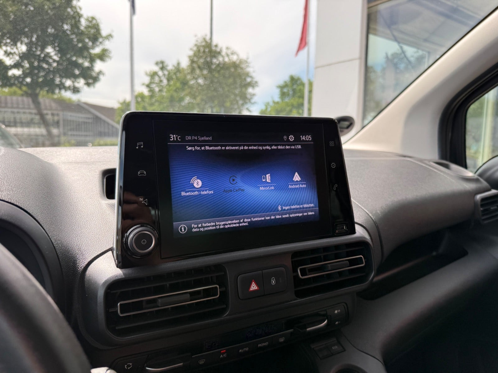 Sølv Toyota ProAce City Verso fra 2021