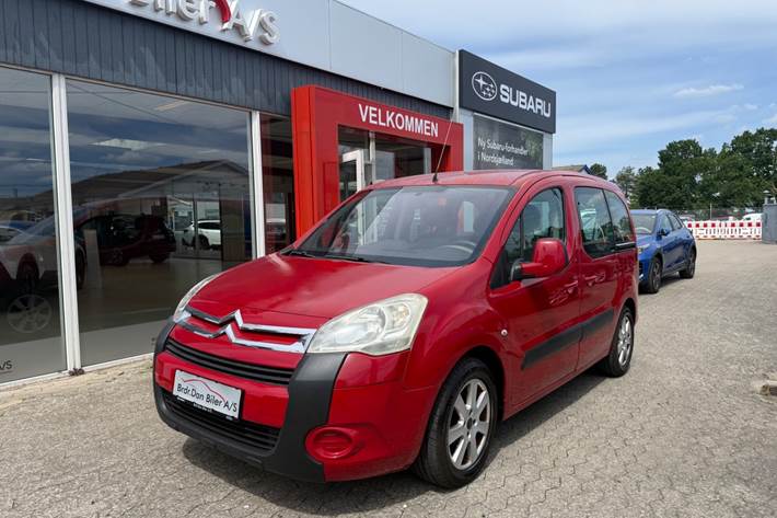 Rød Citroën Berlingo fra 2009