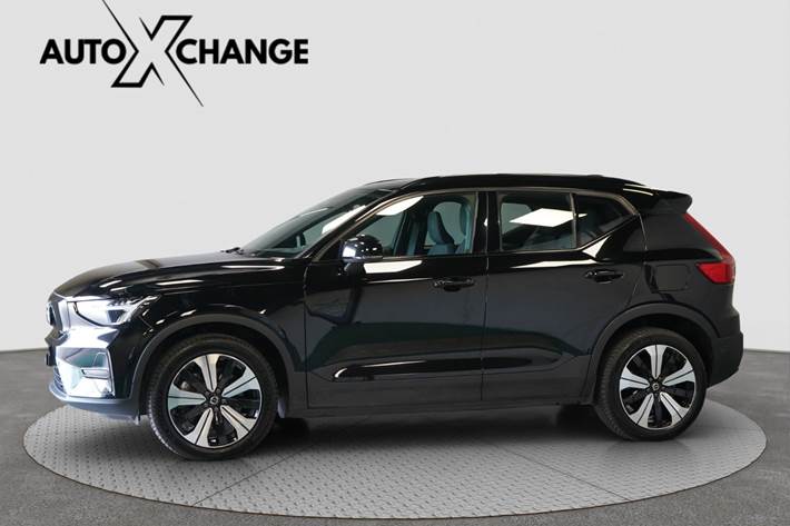 Sort Volvo XC40 fra 2023