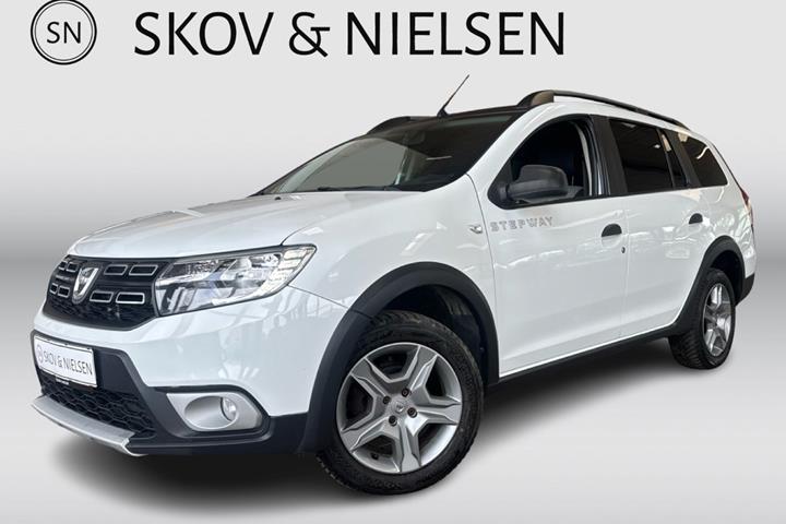 Hvid Dacia Logan Stepway fra 2017
