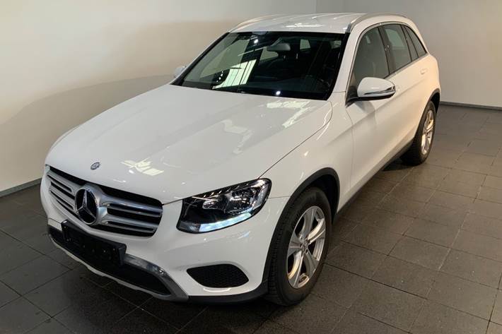 Hvid Mercedes GLC220 d fra 2016