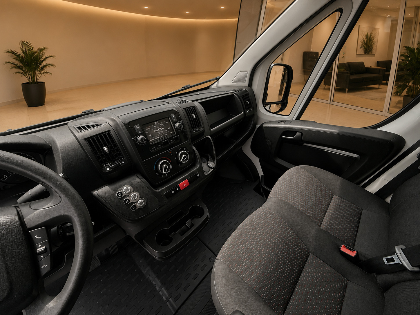 Hvid Peugeot e-Boxer 435 fra 2021