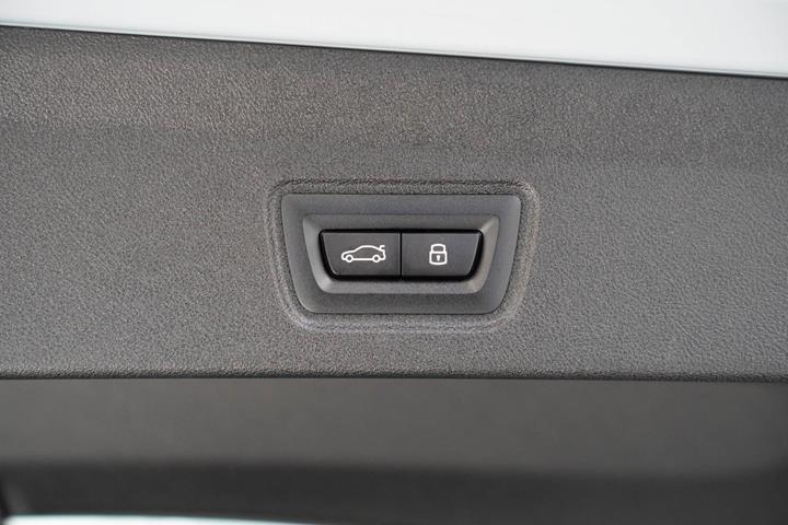 undefined BMW i4 fra 2025
