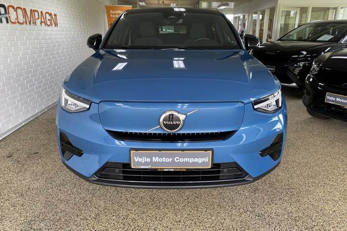 Blå Volvo C40 fra 2023