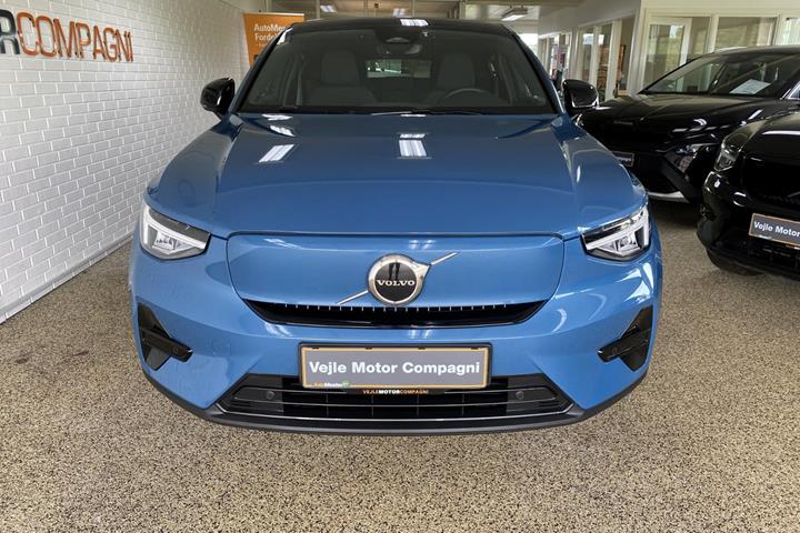 Blå Volvo C40 fra 2023