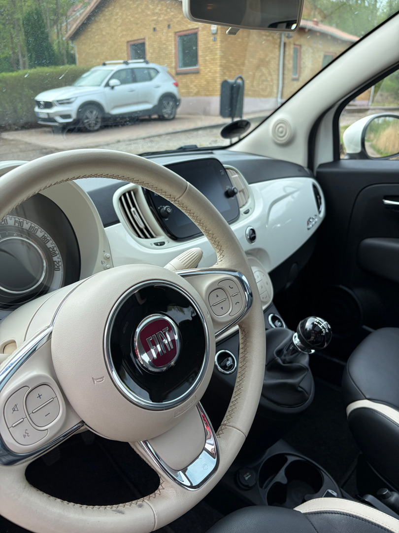 Hvid Fiat 500 fra 2019