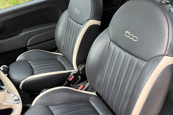 Hvid Fiat 500 fra 2019