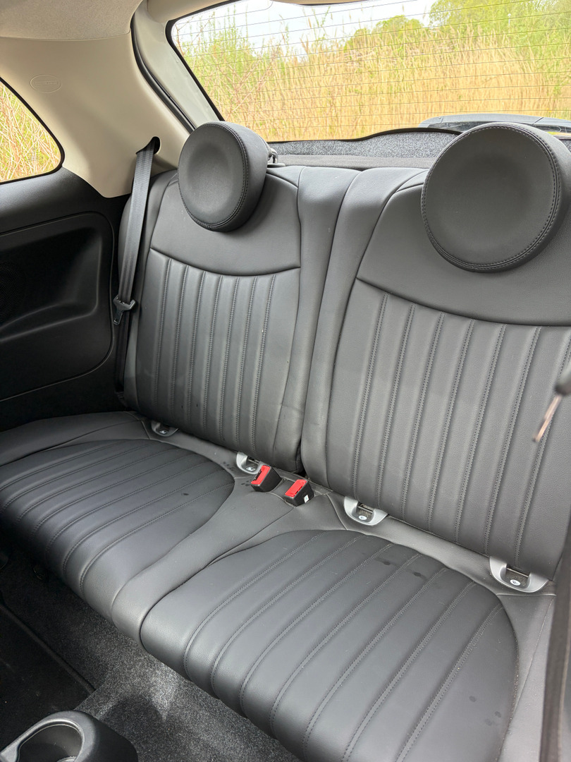 Hvid Fiat 500 fra 2019