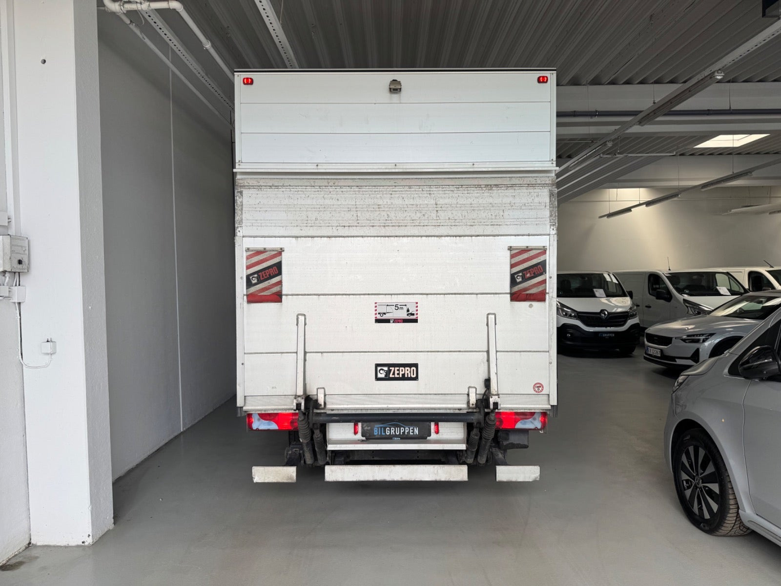 Hvid Mercedes Sprinter 316 fra 2019