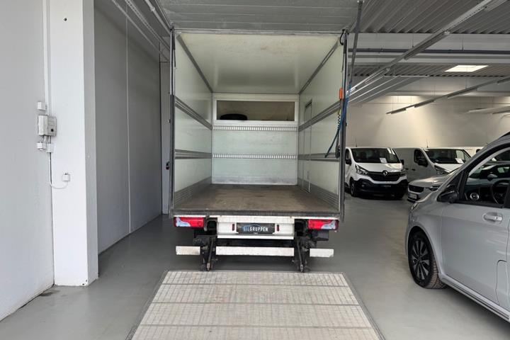 Hvid Mercedes Sprinter 316 fra 2019