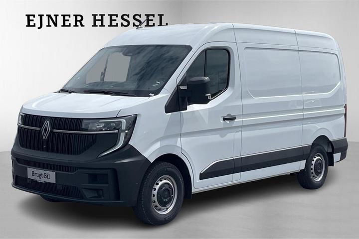Hvid Renault Master V T35 fra 2025 set udefra