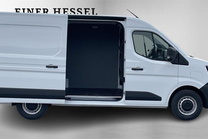Hvid Renault Master V T35 fra 2025