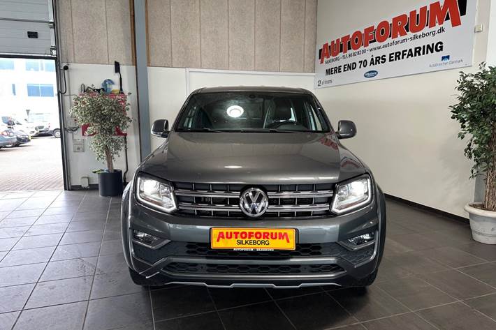 Grå VW Amarok fra 2019