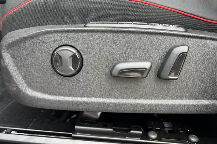 Rød VW ID.4 fra 2025