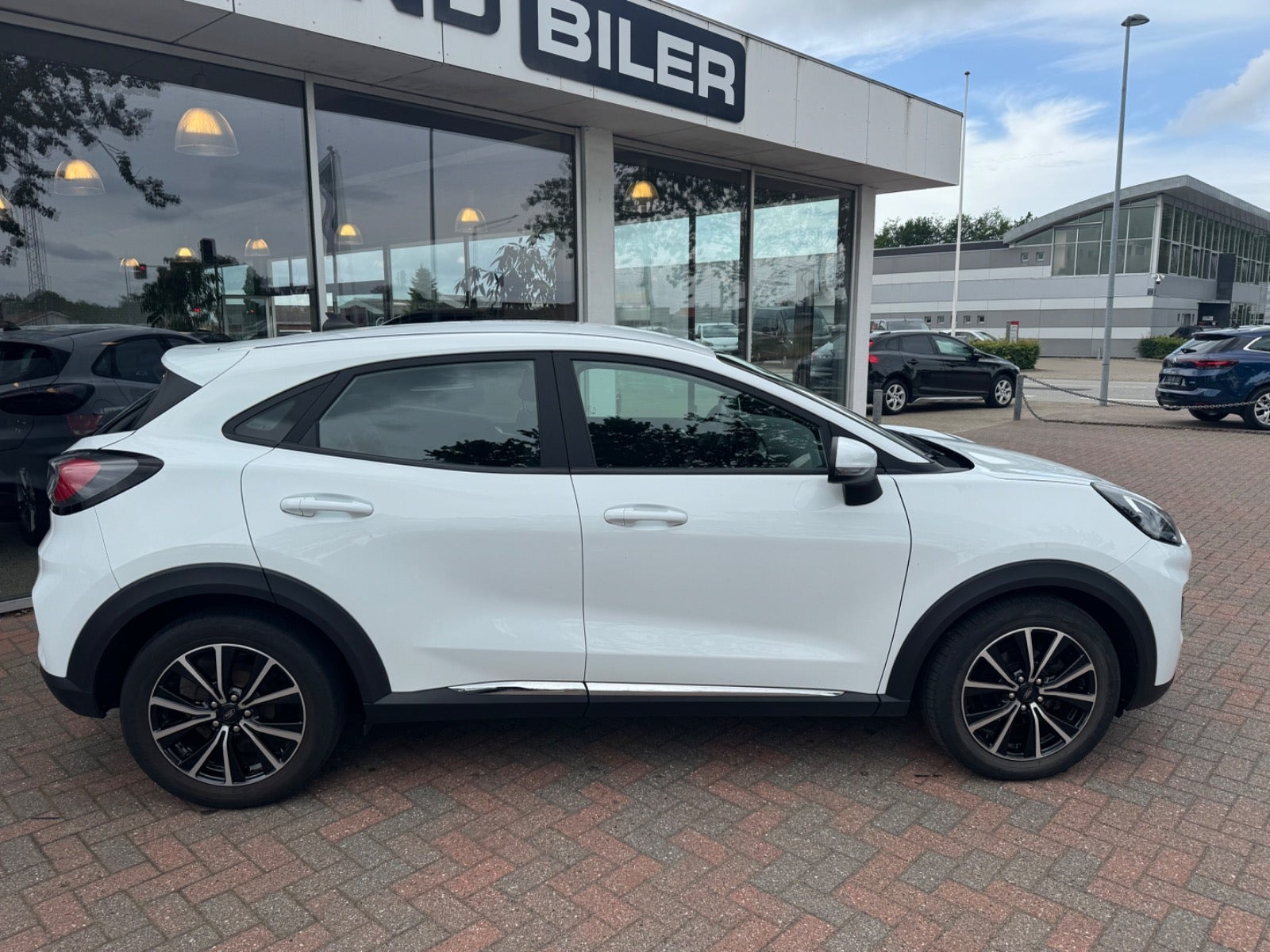 Hvid Ford Puma fra 2021