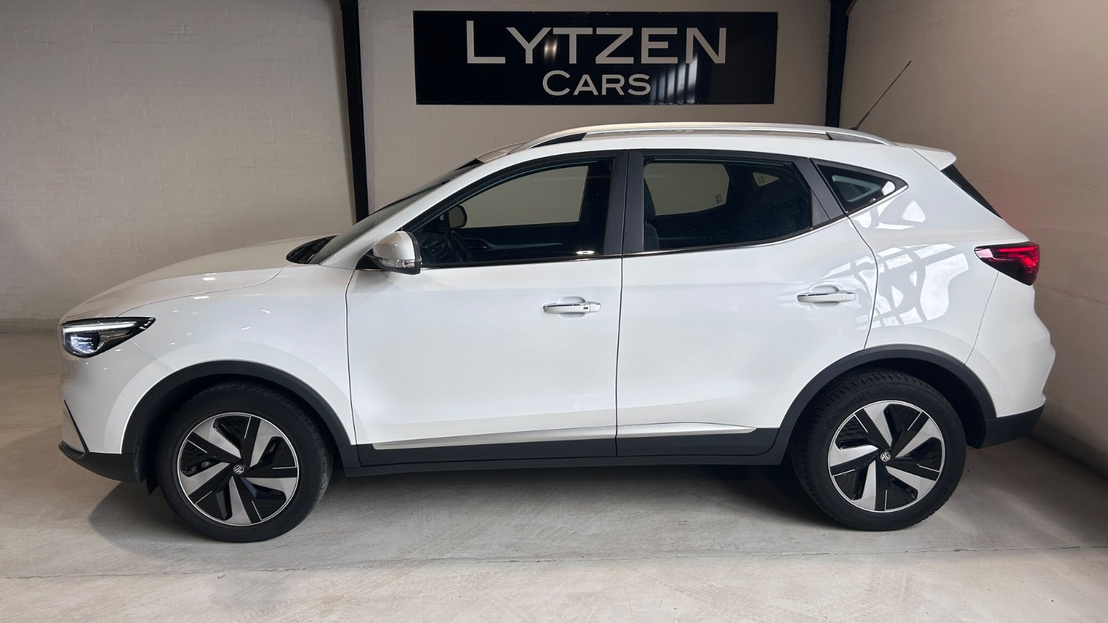 Hvid MG ZS fra 2024