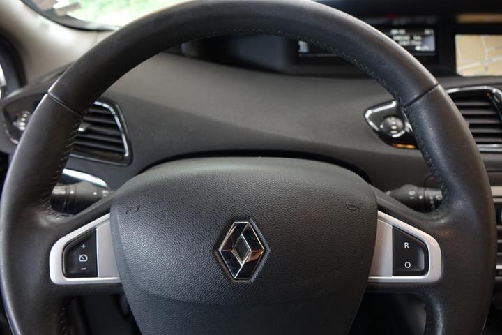 Grå Renault Grand Scenic III fra 2012