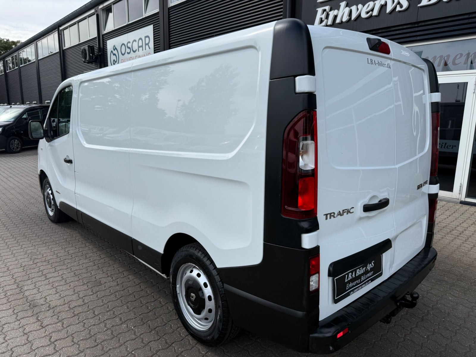 Hvid Renault Trafic T29 fra 2017