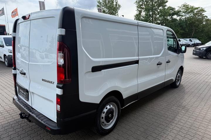 Hvid Renault Trafic T29 fra 2017