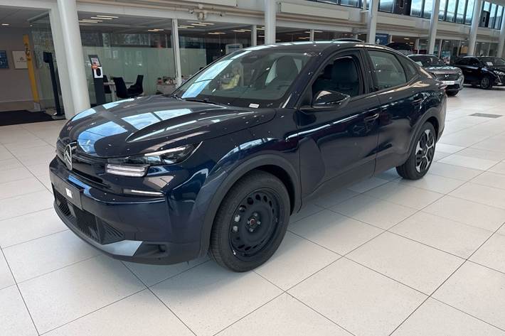 Blå Citroën ë-C4 X fra 2025