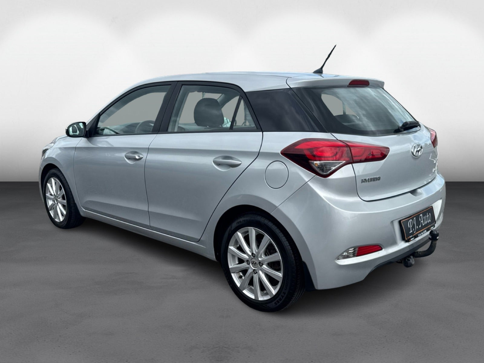 Sølv Hyundai i20 fra 2015