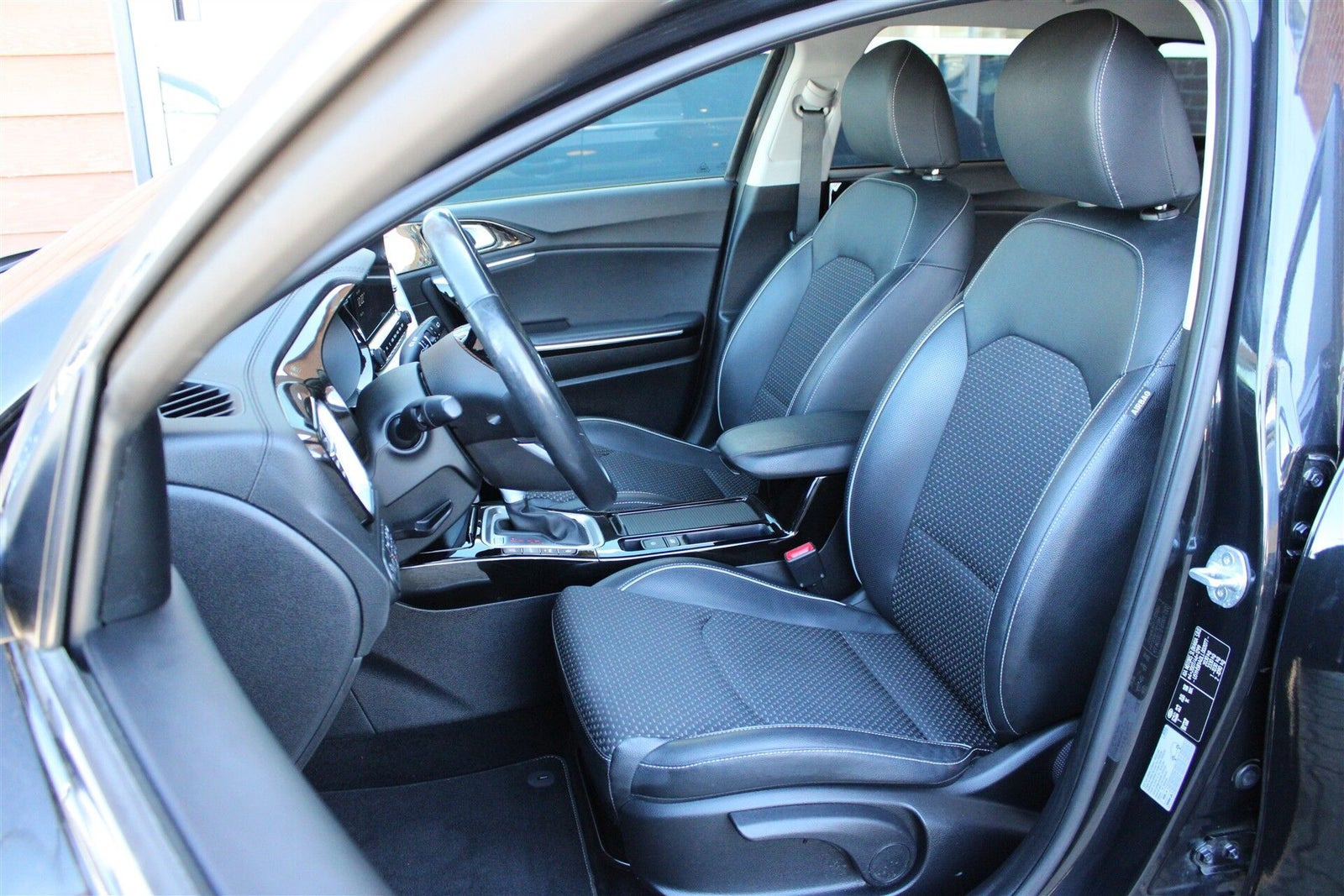 Sort Kia Ceed fra 2020