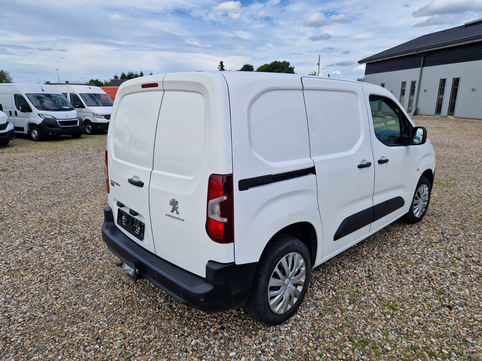 undefined Peugeot Partner fra 2021