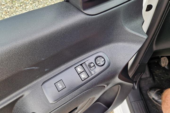 undefined Peugeot Partner fra 2021