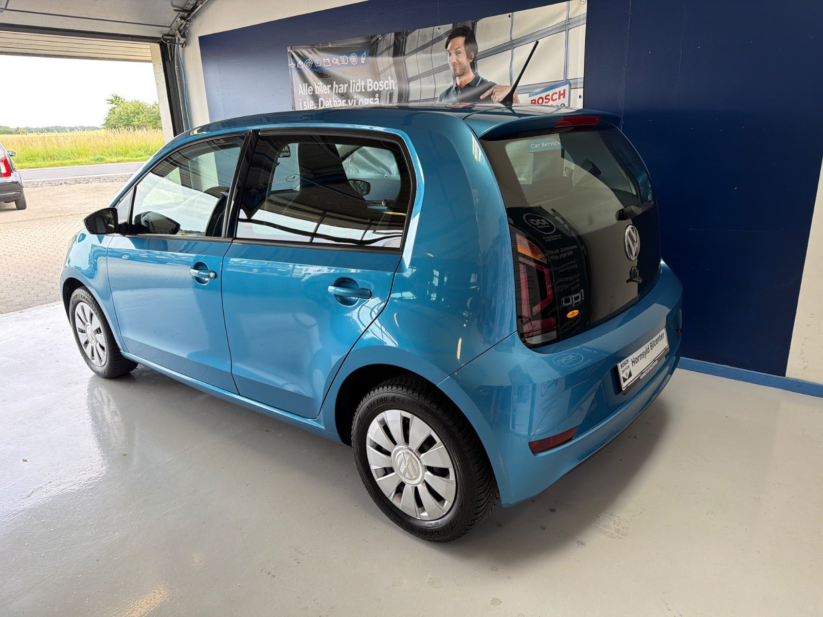 Blå VW UP! fra 2017