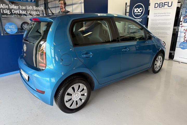 Blå VW UP! fra 2017